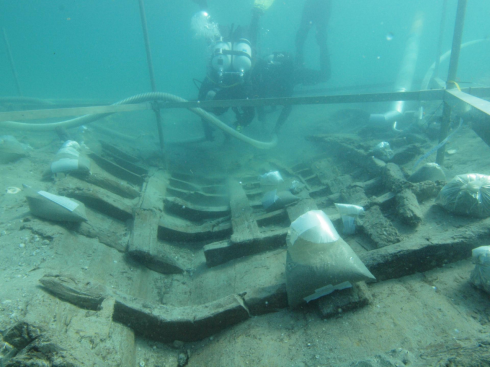 Mediterraneo, altra scoperta: nave romana di 2000 anni a una profondità di due metri a Zara