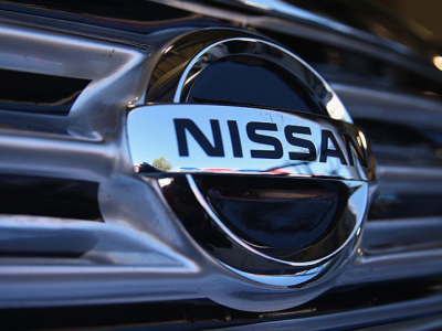 Nissan richiama 400.000 auto negli Stati Uniti tra suv e berline: rischio incendio