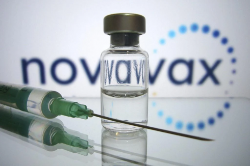 Un altro vaccino Usa arriva in Europa, l'Ema dà il via a Novavax