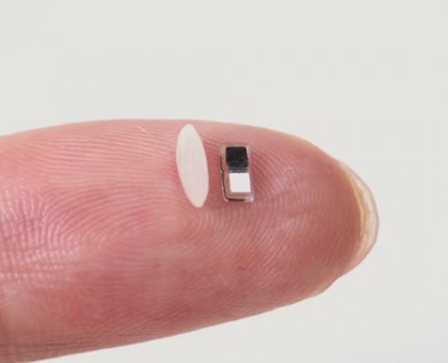 Sviluppato il pacemaker più piccolo del mondo