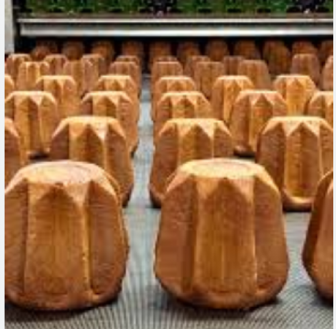 Plastica nei pandori prodotti in Brianza richiamati dalla vendita