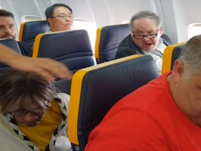 Razzismo: polemica sul web per il passeggero che insulta una donna anche disabile sul volo Ryanair