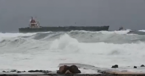 Malta, petroliera alla deriva – VIDEO