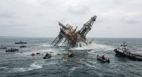 Tragedia in Gabon: affonda la piattaforma Prospector 5. Un morto e quattro dispersi