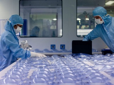 laboratorio protesi al silicone