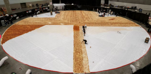 1300 mq! Questa è la pizza più grande del mondo