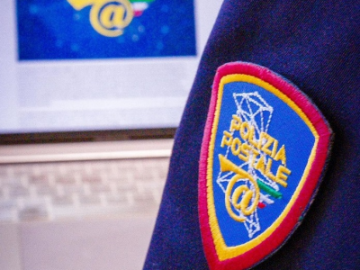 Allerta in rete della Polizia Postale: “State in guardia dai truffatori che si spacciano per operatori delle forze dell’ordine”