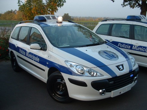 auto polizia municipale auto polizia municipale