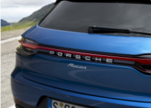 Porsche richiama 81.500 Macan negli Stati Uniti e in Canada. 