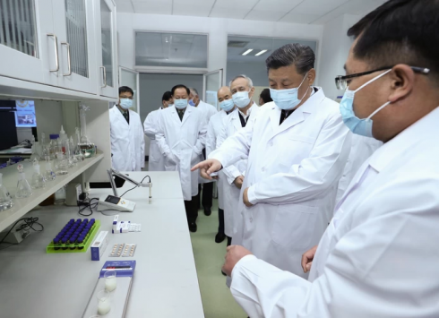 Vaccino "efficace" testato sull'uomo in Cina. 