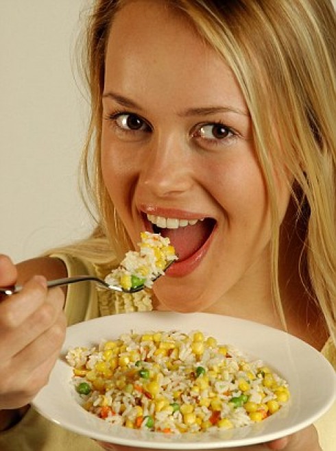 mangiare riso mangiare riso