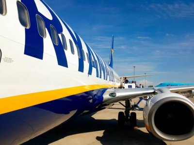 Allarme bomba in aereo Ryanair decollato da Cracovia. Arrestati due passeggeri. 