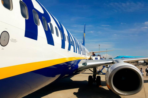 Allarme bomba in aereo Ryanair decollato da Cracovia. Arrestati due passeggeri. 
