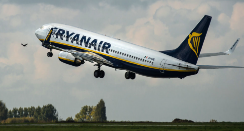 Falso allarme bomba in aereo Ryanair decollato da Bergamo