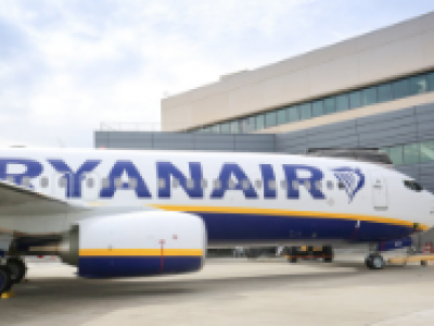 Una coppia contaminata da Covid-19 si imbarca sul volo Ryanair a Manchester e infetta diverse persone al ritorno a Berlino