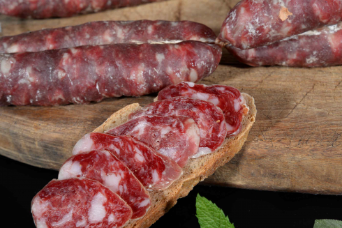 Salmonella spp nella salsiccia sfusa stagionata a marchio Macelleria Partenzi: Ministero salute segnala richiamo lotto per rischio microbiologico