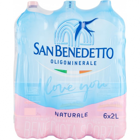 L'acqua minerale ha un cattivo odore: SoGeGross ritira bottiglie della San Benedetto Naturale 2 litri.