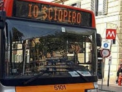 Roma, sciopero trasporti 25 giugno. Disagi per chi si muove in autobus, tram e metropolitana