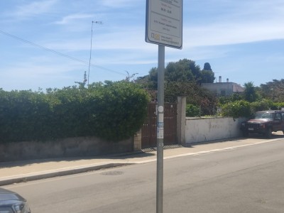 A Torre dell&rsquo;Orso si paga il ticket del parcheggio ma&hellip; mancano le macchinette