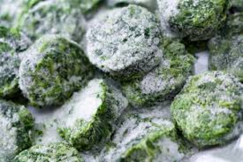 Epidemia di listeria da surgelati, dopo i minestroni, mix di riso richiamati anche gli spinaci dall'Ungheria.