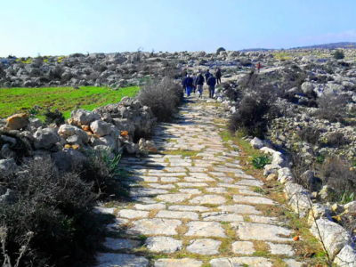 Scoperta in Inghilterra una strada romana di 2000 anni fa