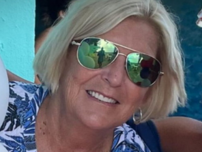 Donna americana muore a 63 anni trafitta da un ombrellone in spiaggia