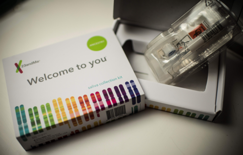 Una donna si sottopone a un test del DNA "per divertimento" e la sua famiglia rimane distrutta dopo il risultato.