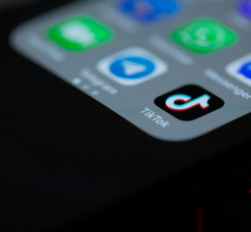 TikTok: genitori fanno causa alla piattaforma dopo che i figli muoiono a causa di sfide pericolose