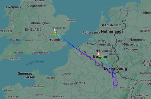 Volo Ryanair da Londra a Pisa, atterraggio di emergenza a Charleroi in Belgio