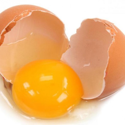 Mangiare 3-4 uova a settimana aumenta il rischio cardiovascolare