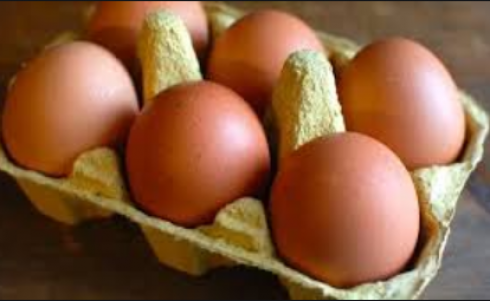 Rischio microbiologico, si allarga il richiamo delle uova. Il Ministero Salute segnala Salmonella enteriditis nelle uova di gallina fresche. 