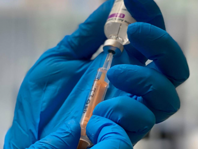 Germania, i ricercatori di Ulm trovano impurità nel vaccino Astrazeneca