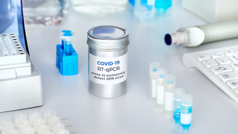 Covid-19, in Cina un vaccino viene già prodotto per i militari. 