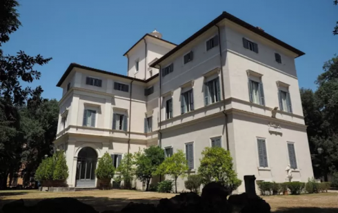 Una villa romana in vendita per 471 milioni di euro.