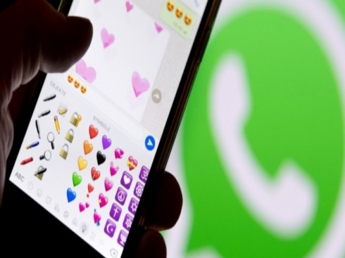 Cassazione: marito inchiodato all’addebito dalla chat di WhatsApp all’amante. 