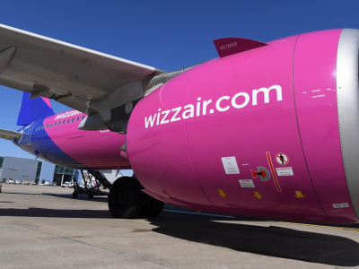 Fumo in cabina dopo il decollo, scatta l&rsquo;allarme sul volo Wizz per Roma Fiumicino