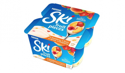 Regno Unito, pezzi di gomma nello yogurt: Nestlé richiama confezioni da sei.